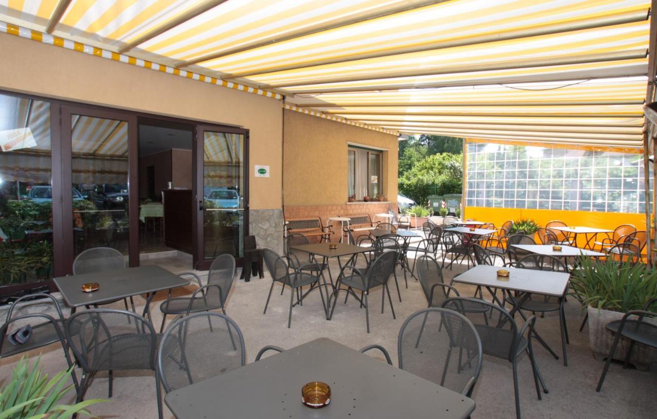 Orso Momo Hotel Calizzano ภายนอก รูปภาพ